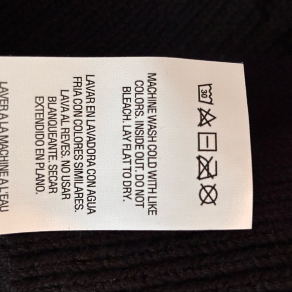 NWT JustFab Black Ribbed Women's Sweater with a Shoulder Cutout Detail - Picture 7 of 10